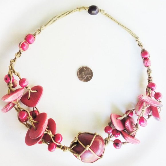 Vintage primative hand knotted necklace - Picture 7 of 9